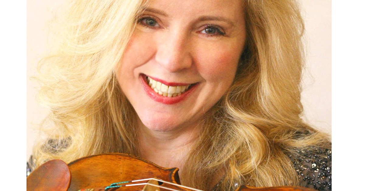 Nghệ sĩ violin nổi tiếng thế giới Stephanie Chase đến Việt Nam biểu diễn