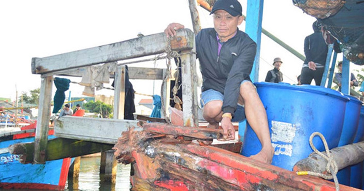 Tàu cá Quảng Ngãi tố bị cướp tài sản ở Hoàng Sa