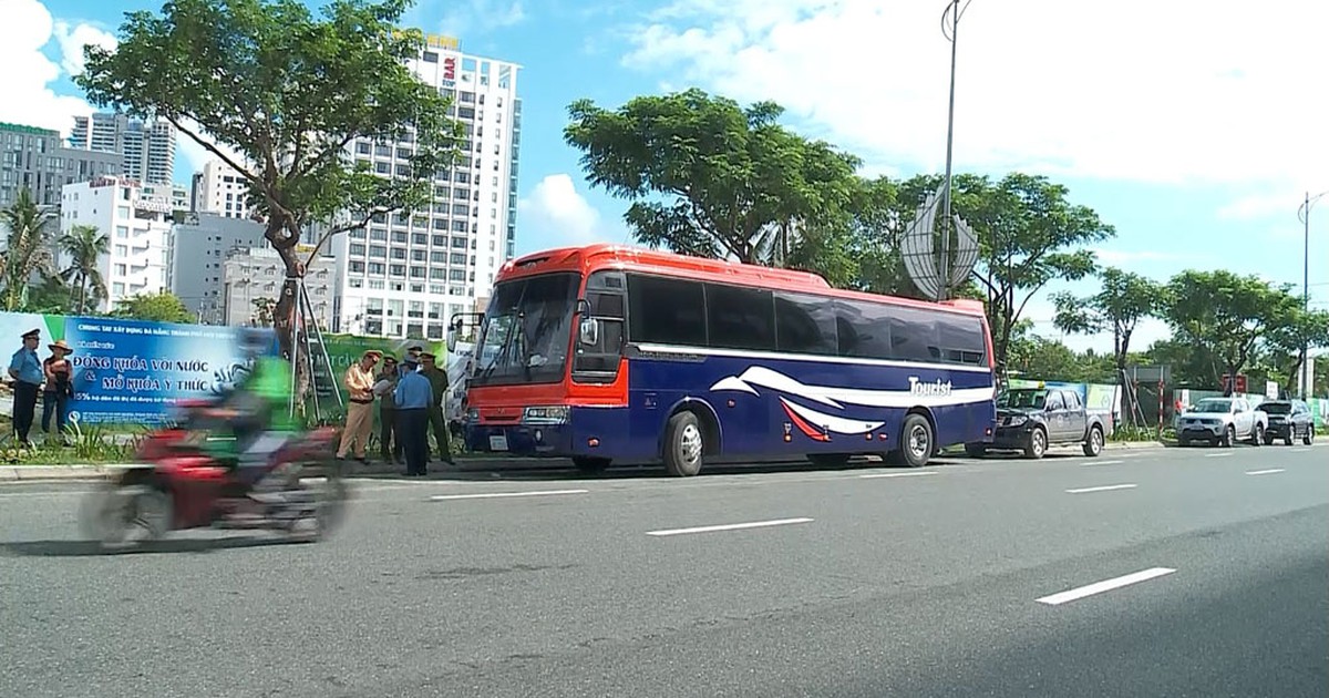Đà Nẵng: Cảnh báo việc đưa xe biển số Lào vào Việt Nam hoạt động lách luật