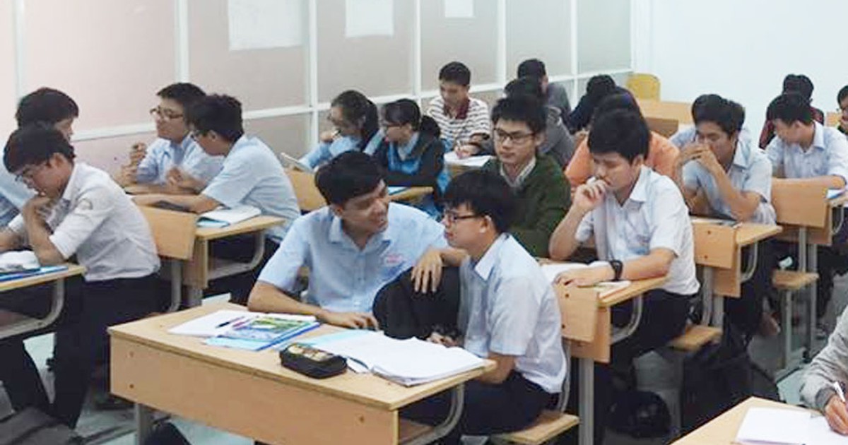 Kỳ thi học sinh giỏi toán quốc gia: Chạy theo thành tích hay bồi dưỡng đam mê?