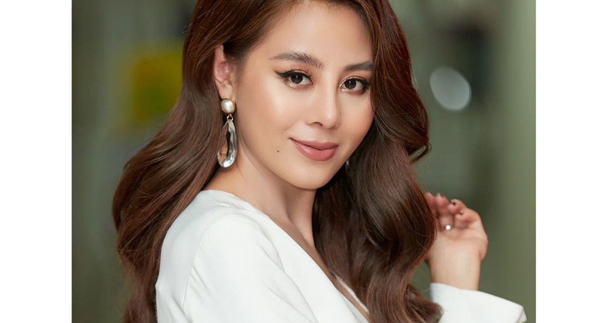 'Kiều nữ làng hài' Nam Thư thử sức làm 'bà mai'