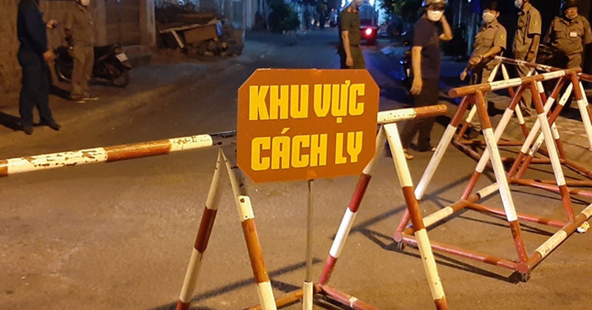 Lăng kính bạn đọc: Phải xử nghiêm khai báo y tế không trung thực