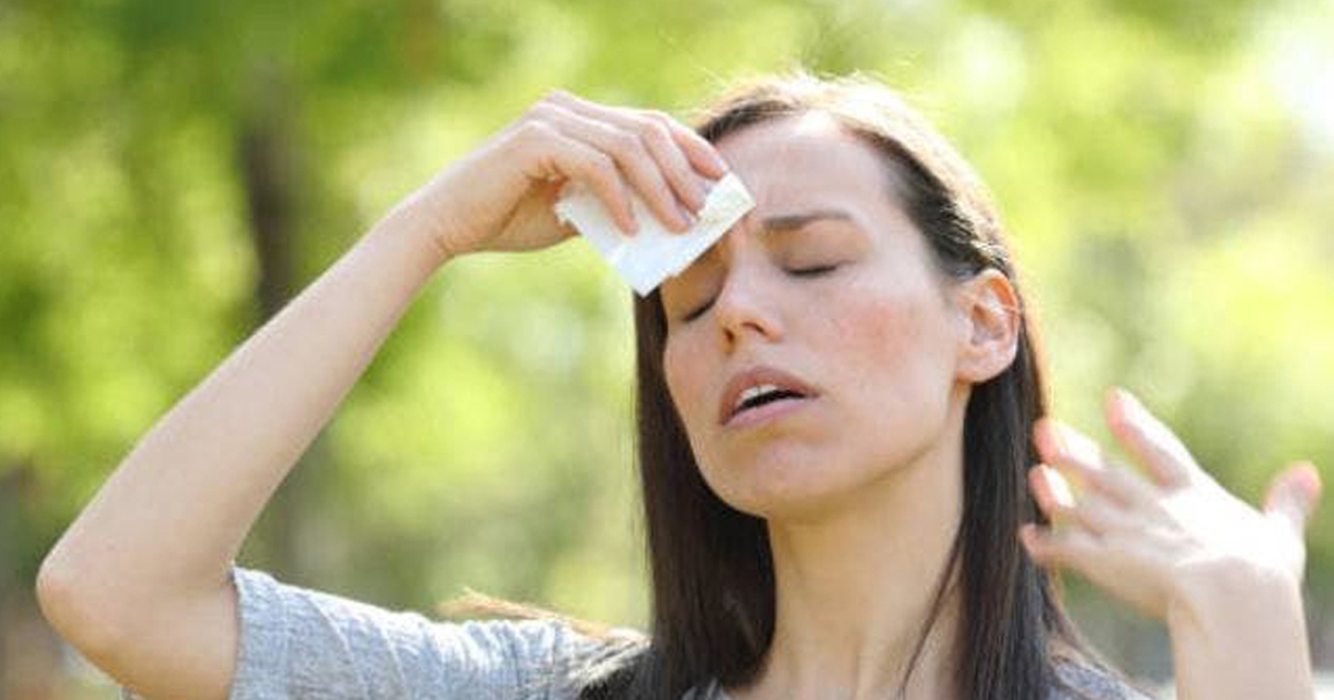 Bỗng dưng đổ mồ hôi lạnh là dấu hiệu nguy hiểm gì?