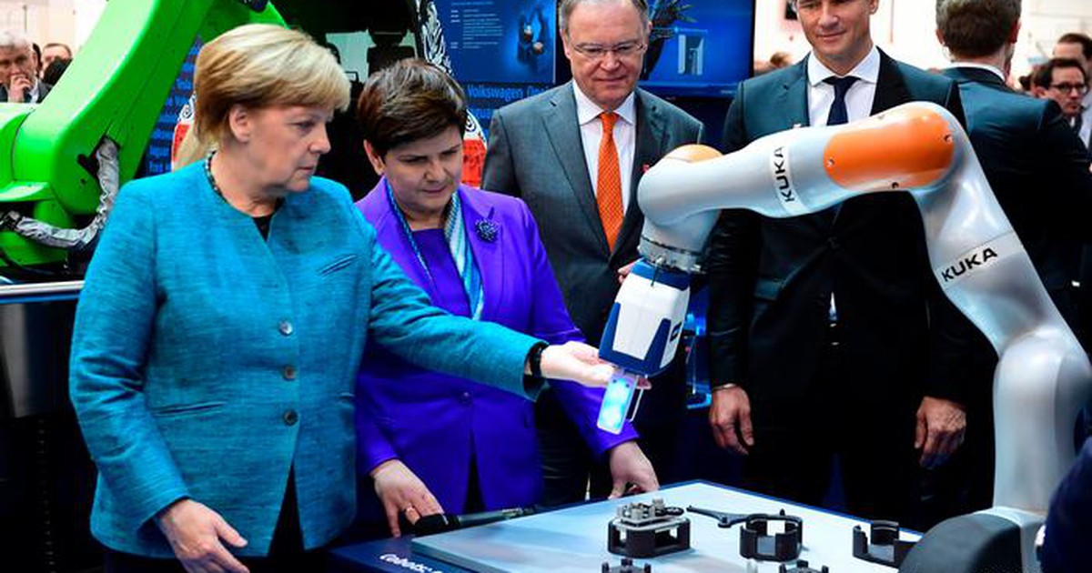 Hậu trường chính trị: Phương Tây 'thức tỉnh' về Trung Quốc