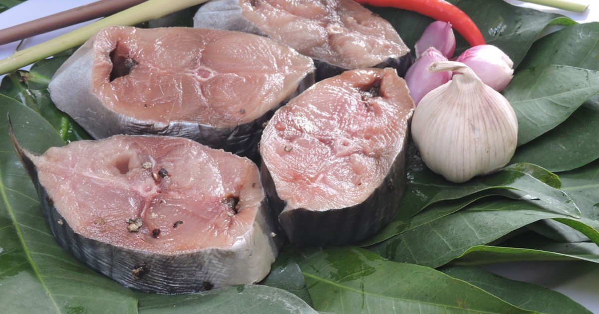 Hương vị quê hương: Xiêu dạ với món cá ngừ nướng lá mận