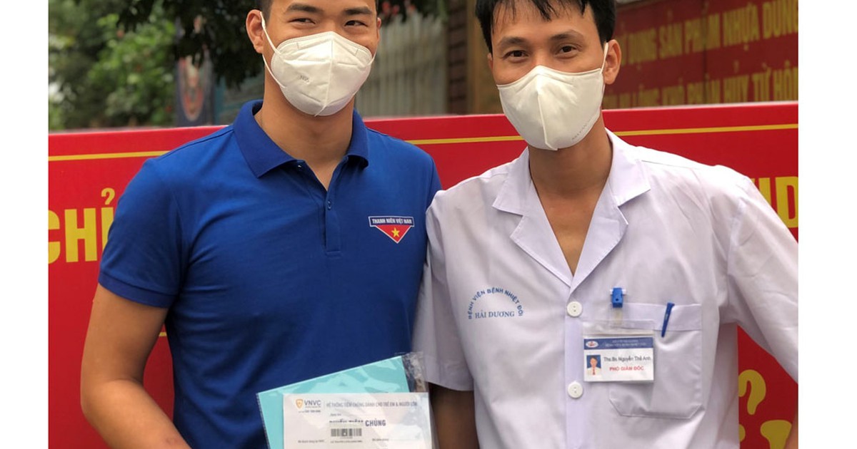 Chàng trai được tiêm vắc-xin Covid-19: Tôi thấy khỏe, còn ngủ ngon hơn!