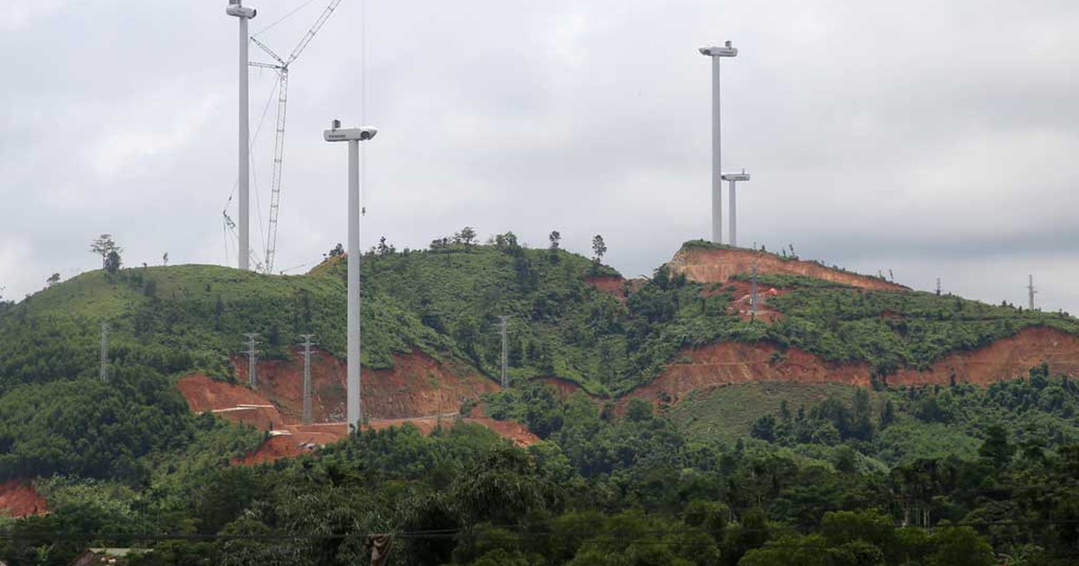 Hệ lụy từ 'cơn lốc' điện gió