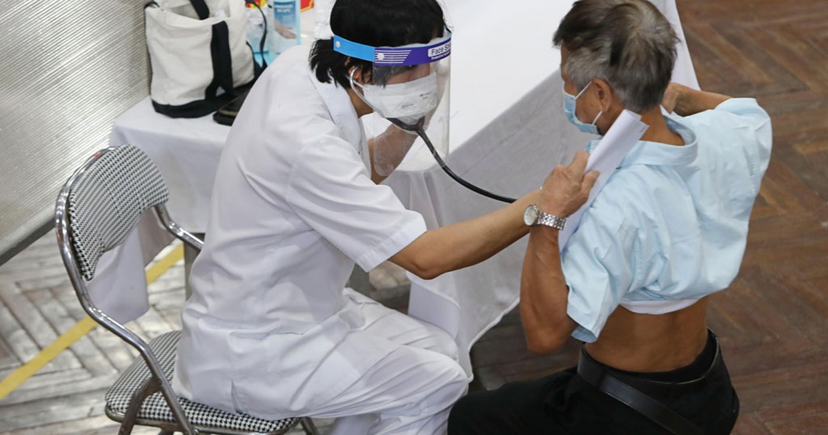 Hướng dẫn mới nhất về chống chỉ định tiêm vắc xin Covid-19