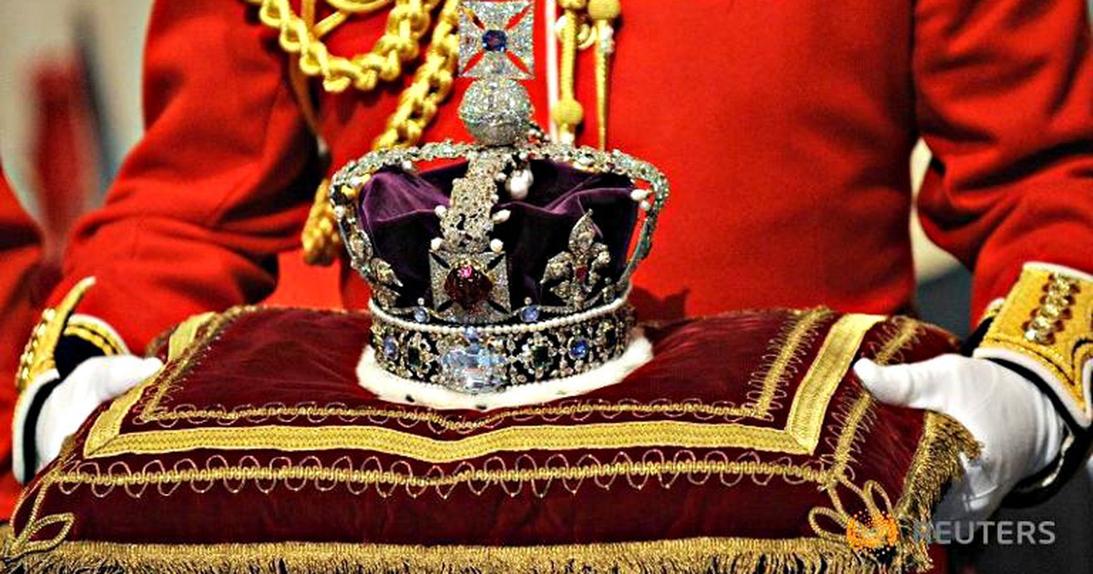 Ấn Độ muốn đòi lại viên kim cương trên vương miện Nữ ...