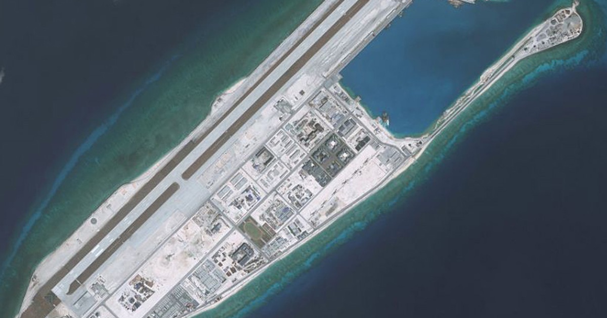 Trung Quốc đưa 500 người ra đá Chữ Thập xây bệnh viện