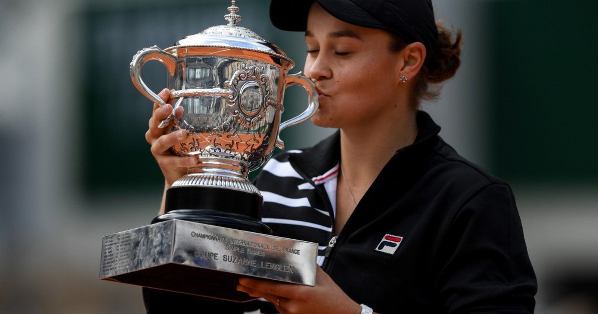 Barty đăng quang Pháp mở rộng sau 46 năm chờ đợi của người Úc