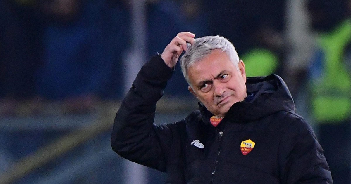 Thảm bại trước đội bóng cũ, ‘người đặc biệt’ Mourinho lâm nguy