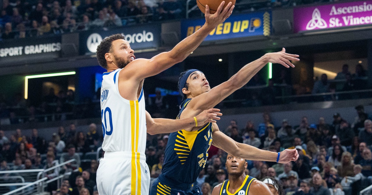 Stephen Curry sẽ trở lại trong trận đấu với Phoenix Suns