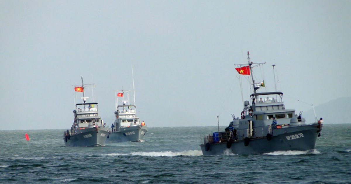 Cướp biển lộng hành nơi biển Tây - Kỳ 2: Có cả tàu chiến, máy bay đi 'hộ tống'