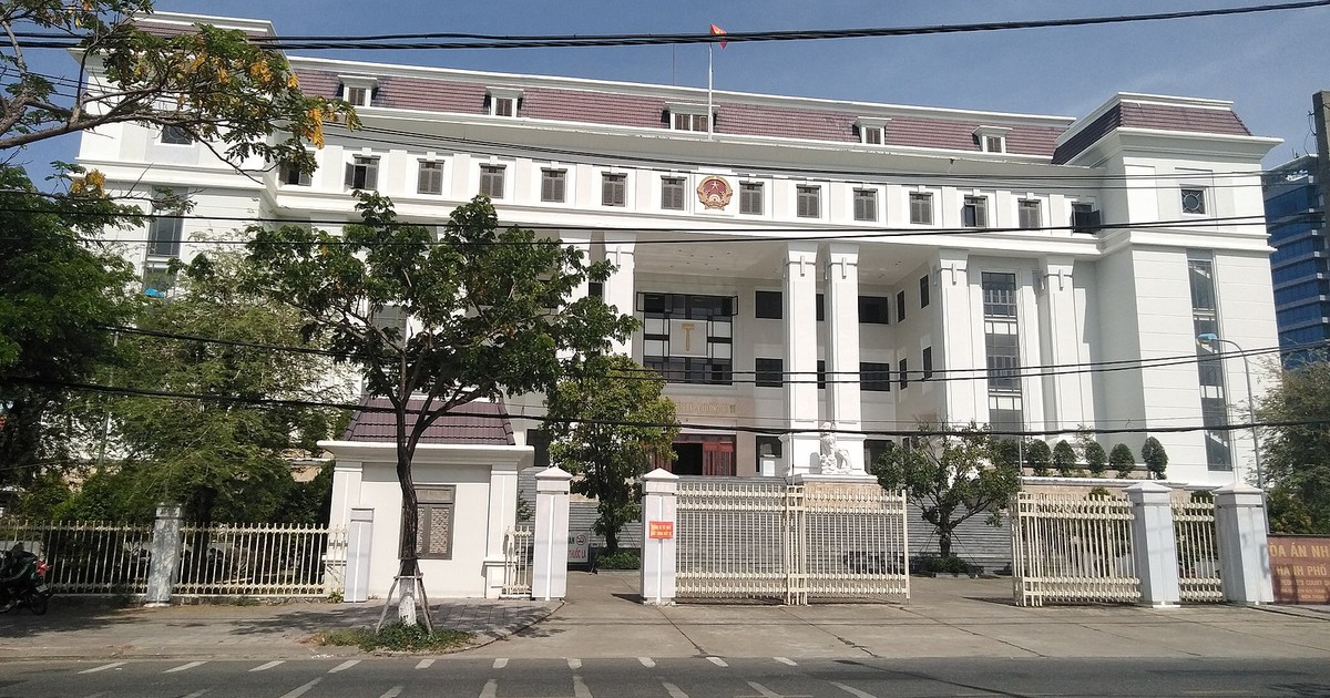 Nhiều nhân sự mới cấp sở, ngành, địa phương và TAND Cấp cao tại Đà Nẵng