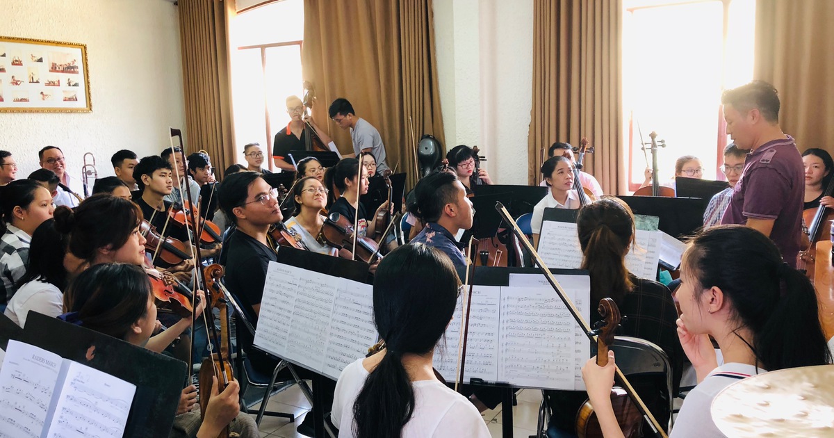 Xây nhà hát giao hưởng cần nhưng có thể lui vào thời điểm thích hợp