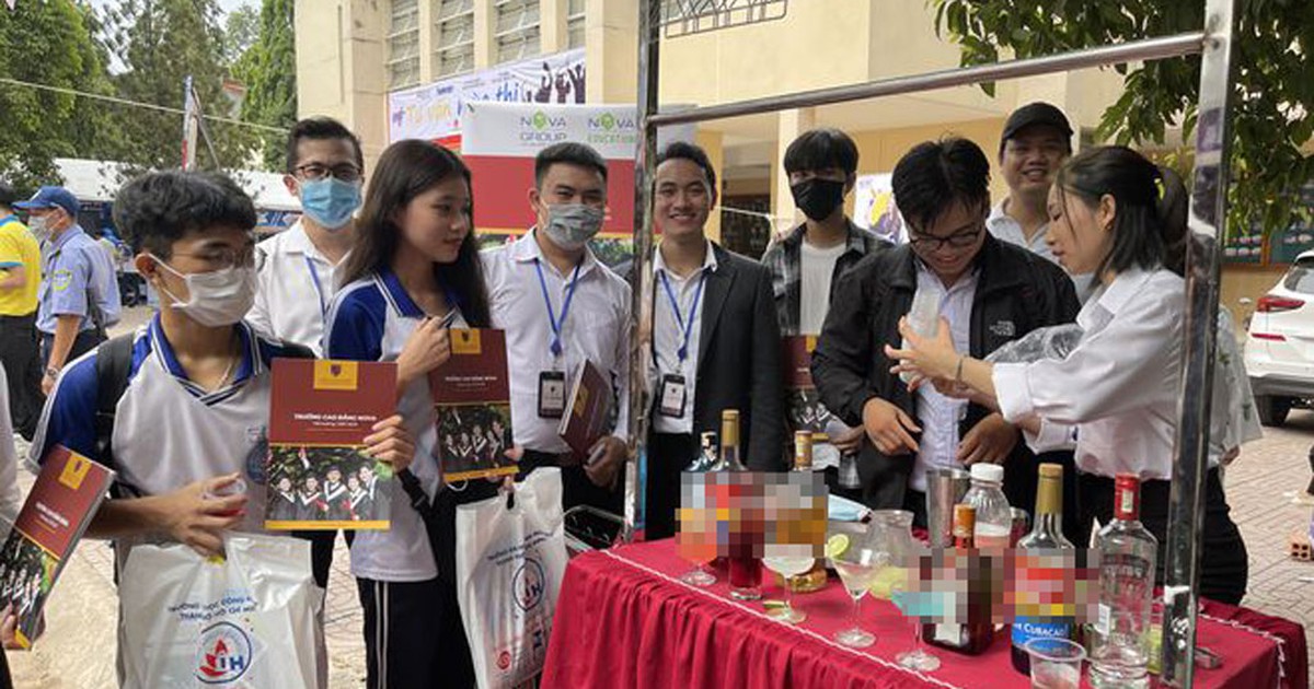 Giật mình vì ham lương ngàn đô mà quên các yếu tố chọn ngành khác