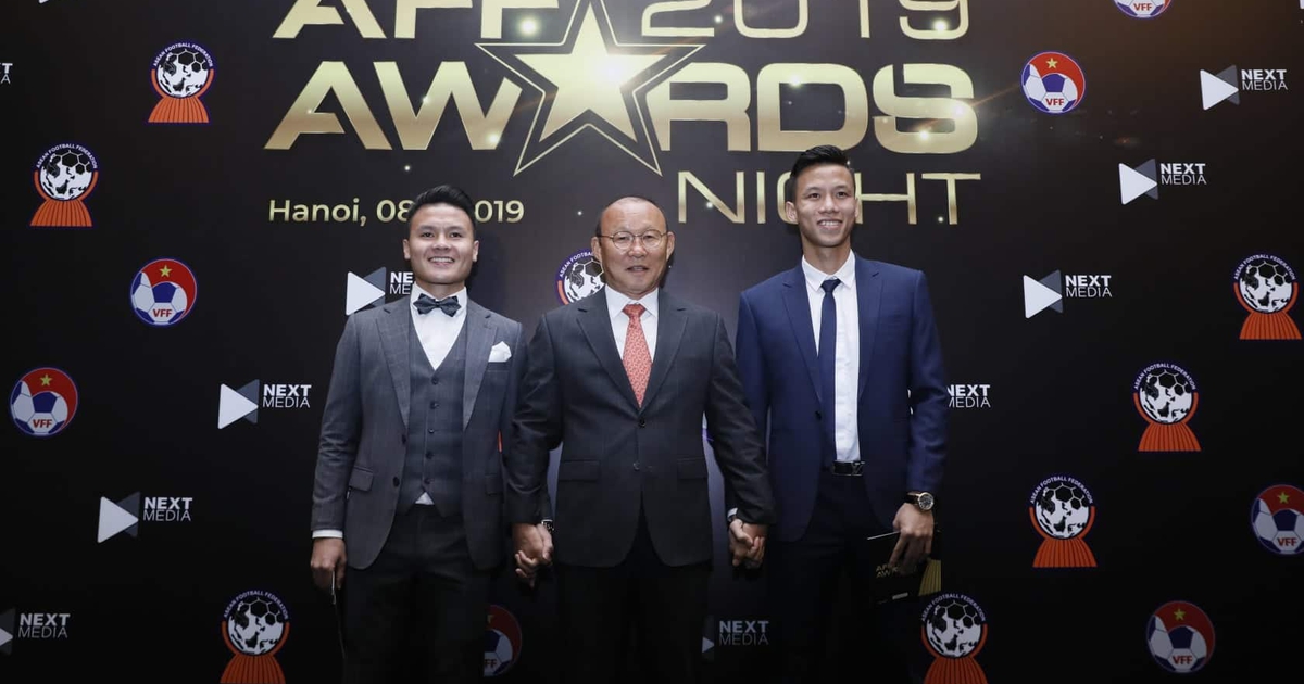 Việt Nam được khen trong ngày HLV Park và Quang Hải được vinh danh tại AFF Awards