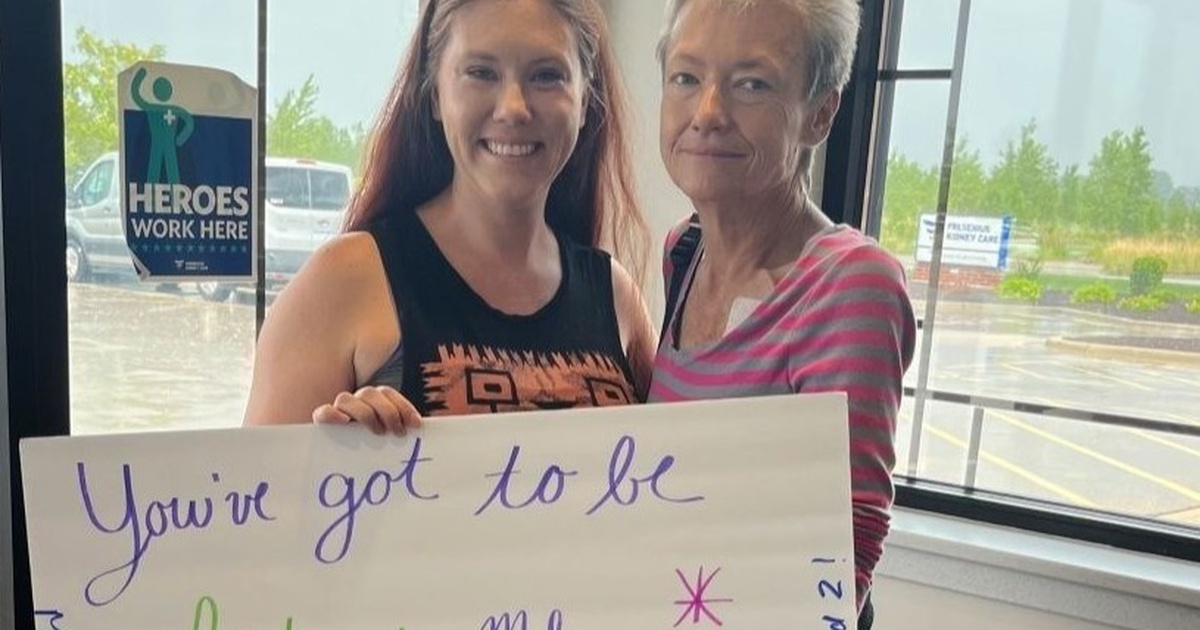 Xúc động câu chuyện cô gái hiến thận, hiến gan để cứu sống mẹ