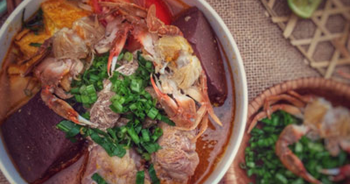 Nấu bún riêu rạm thơm ngon ngày cuối tuần