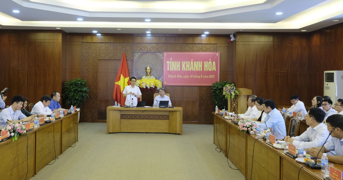 Phó thủ tướng Vũ Đức Đam: 'Nên có trung tâm công nghệ cao đặt tại Khánh Hòa'