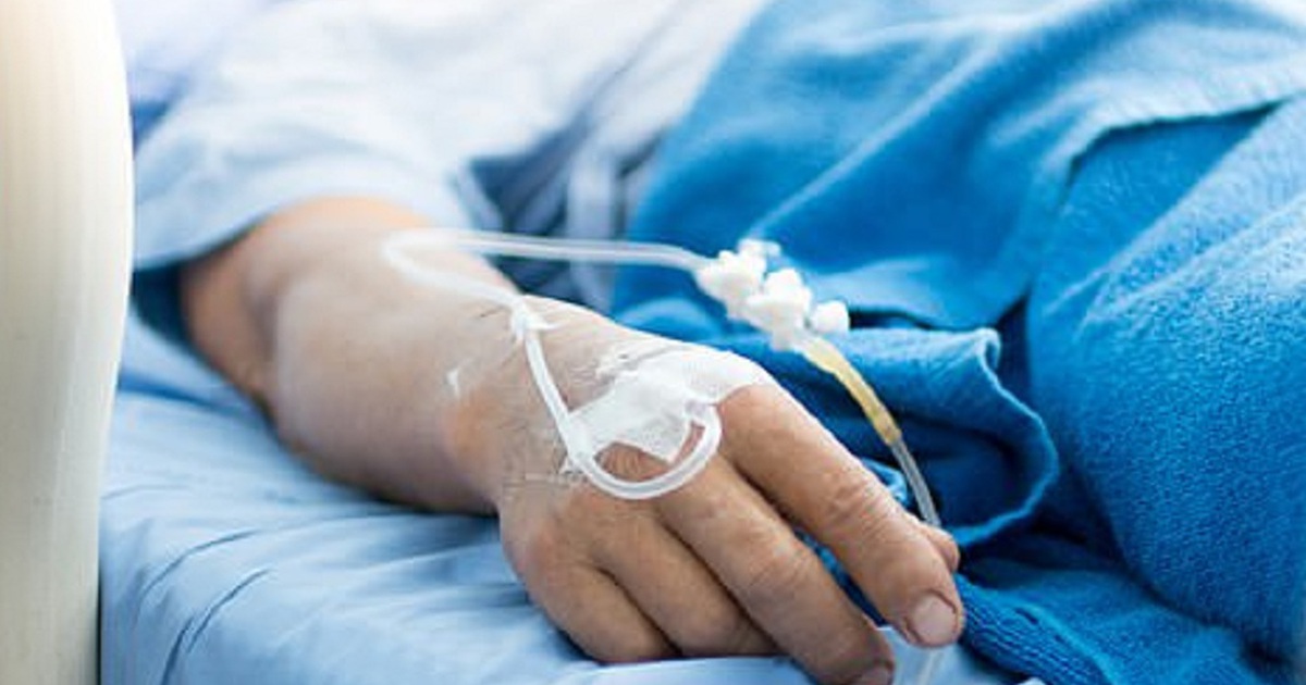 Chàng trai Scotland quá hối hận vì coi thường Covid-19