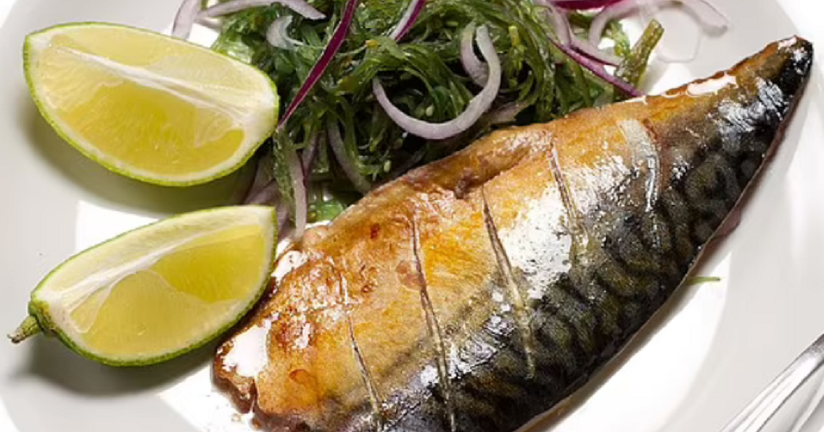 Không ăn cá, thiếu a xít béo omega-3 có thể làm giảm 5 năm tuổi thọ