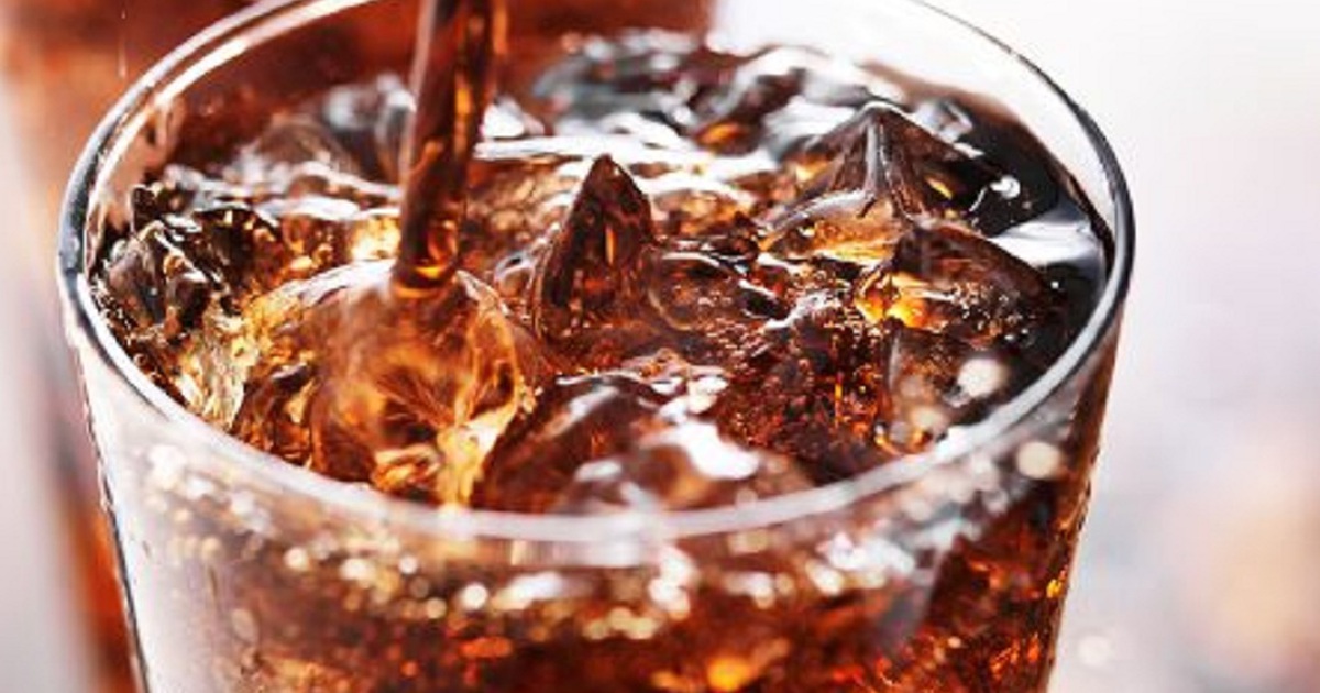 Chàng trai tử vong sau khi uống 1,5 lít nước ngọt có ga trong 10 phút