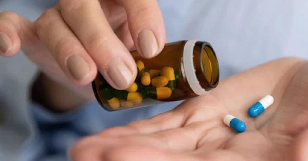 Uống rượu bia khi đang dùng thuốc trị huyết áp có an toàn không?