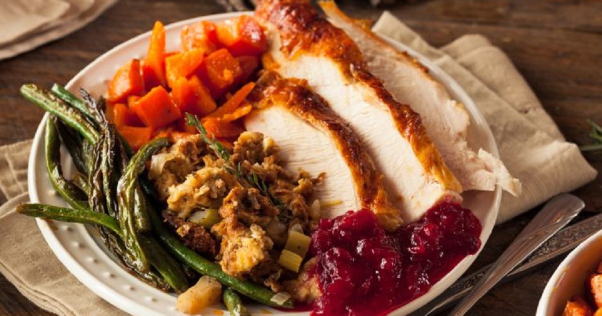 3 cách giúp tránh ăn quá nhiều vào những ngày tết