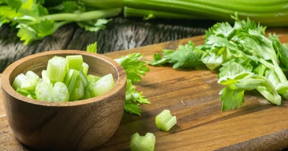 3 lợi ích ngăn bệnh đường ruột của cần tây