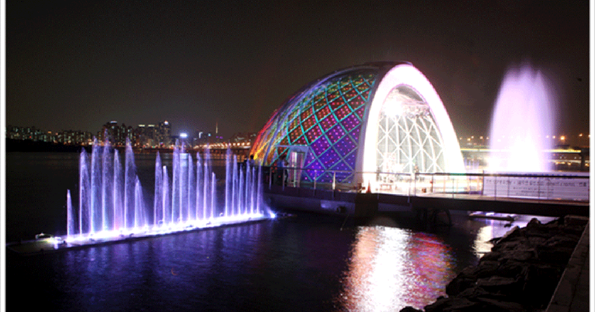 Chơi giao thừa tưng bừng mà không tốn kém