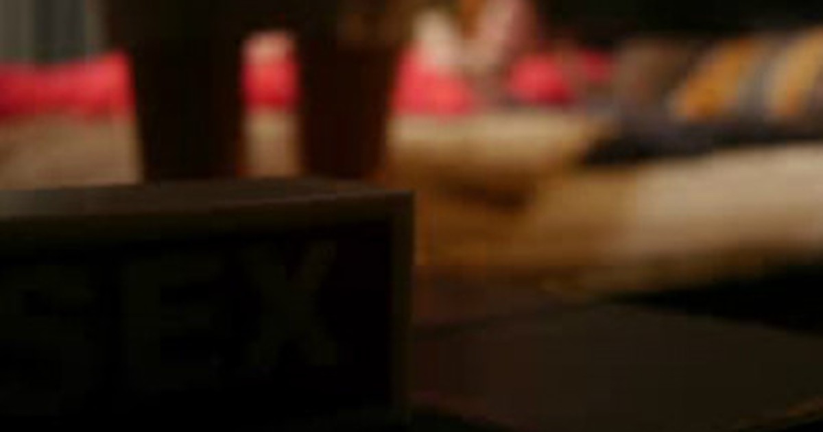 Dọa tung tin 'quan hệ bất chính', cưỡng đoạt tiền của một phụ nữ