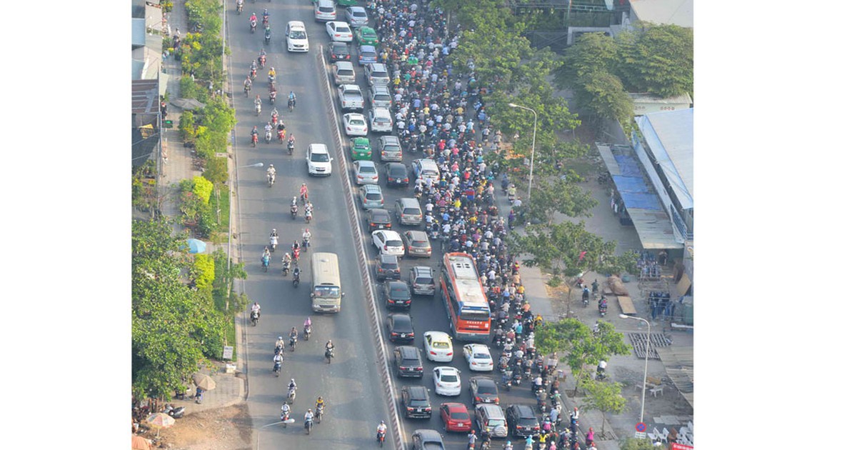 Hàng loạt ‘ốc đảo’ nằm đợi cầu