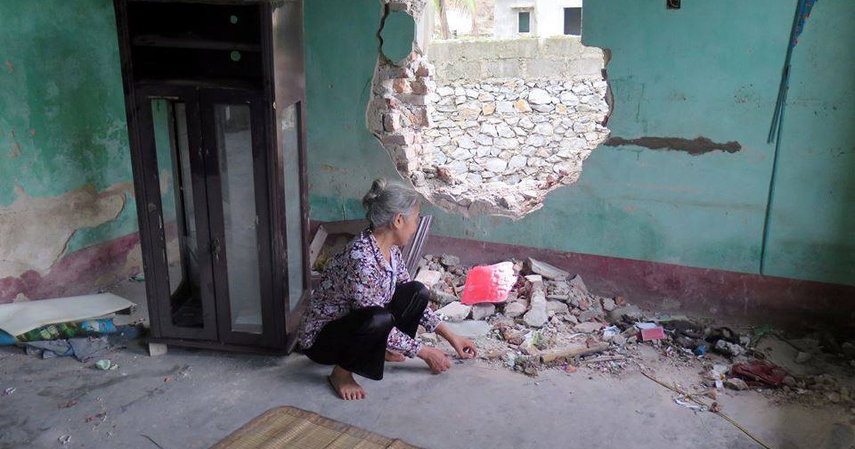 Điều tra vụ nhà dân bị đập phá vì không nhận tiền đền bù