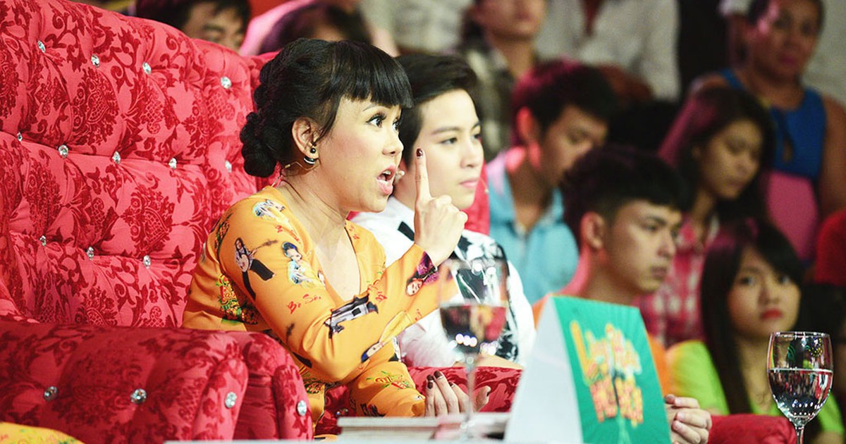 Việt Hương thích thú khi Trấn Thành bị... phơi bày đời tư