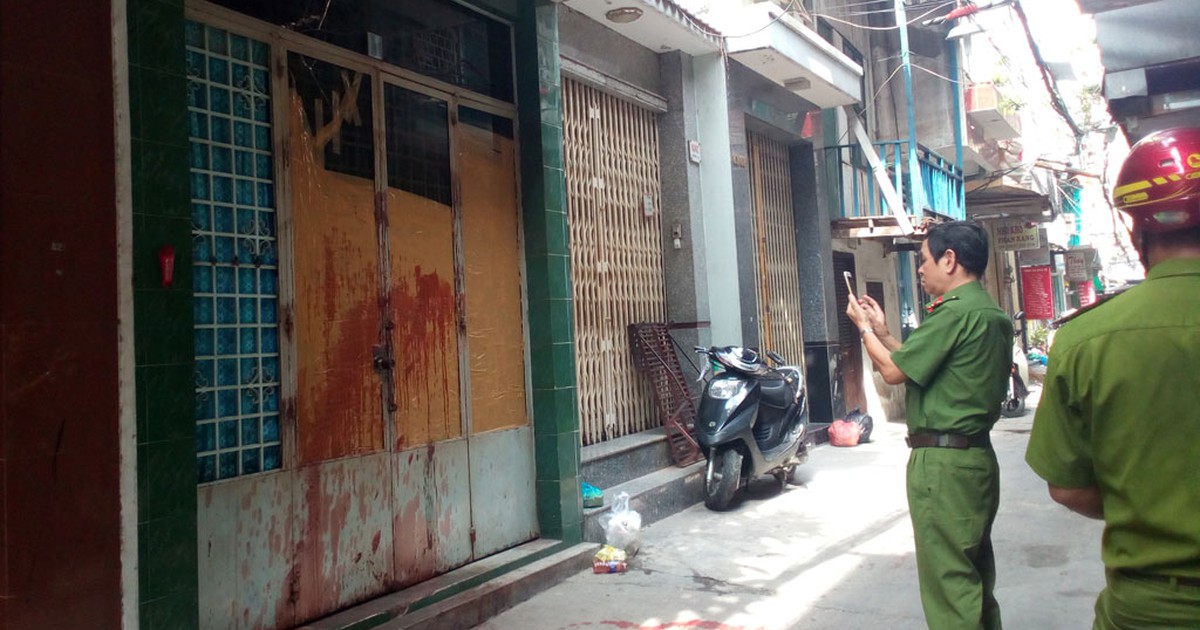 'Bó tay' với nạn côn đồ khủng bố các cụ già?