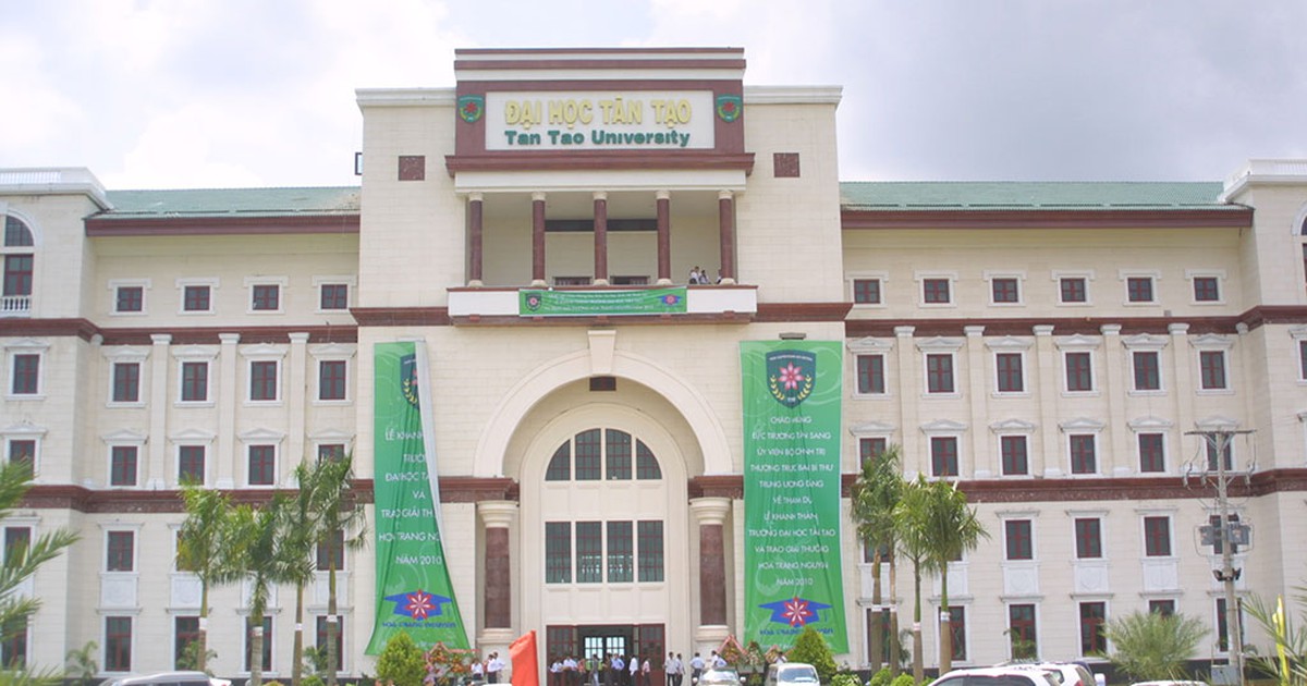 Phụ huynh gửi đơn đòi giải thể Trường ĐH Tân Tạo!