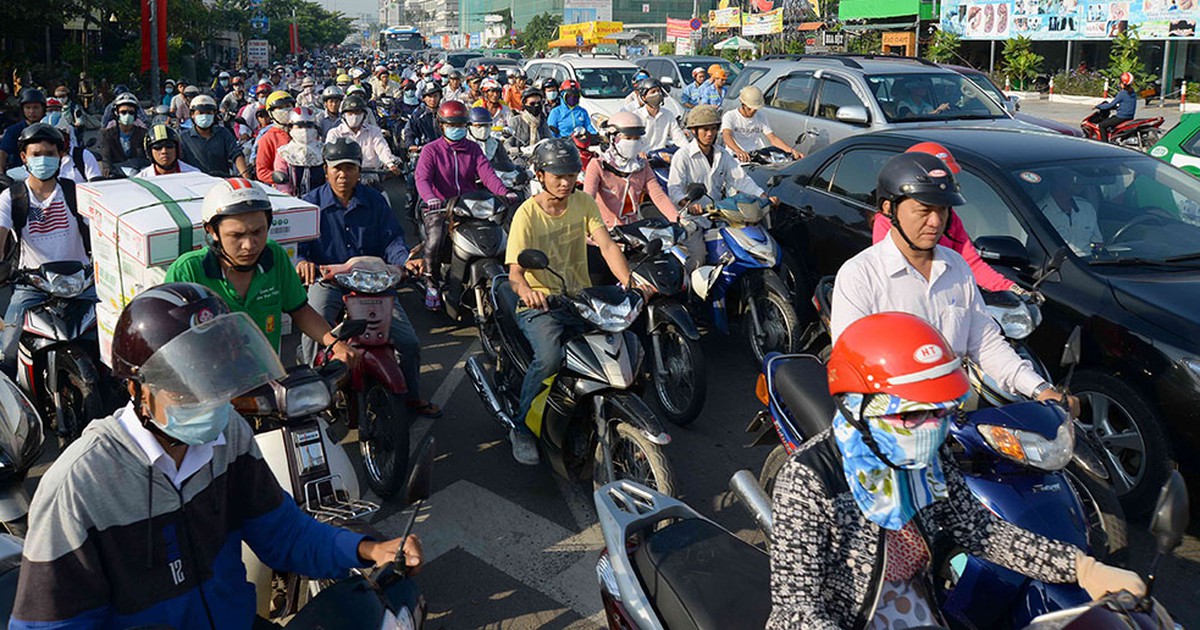 Hiến kế chống ùn tắc giao thông tại TP.HCM: Giãn dân bằng khu trung tâm mới