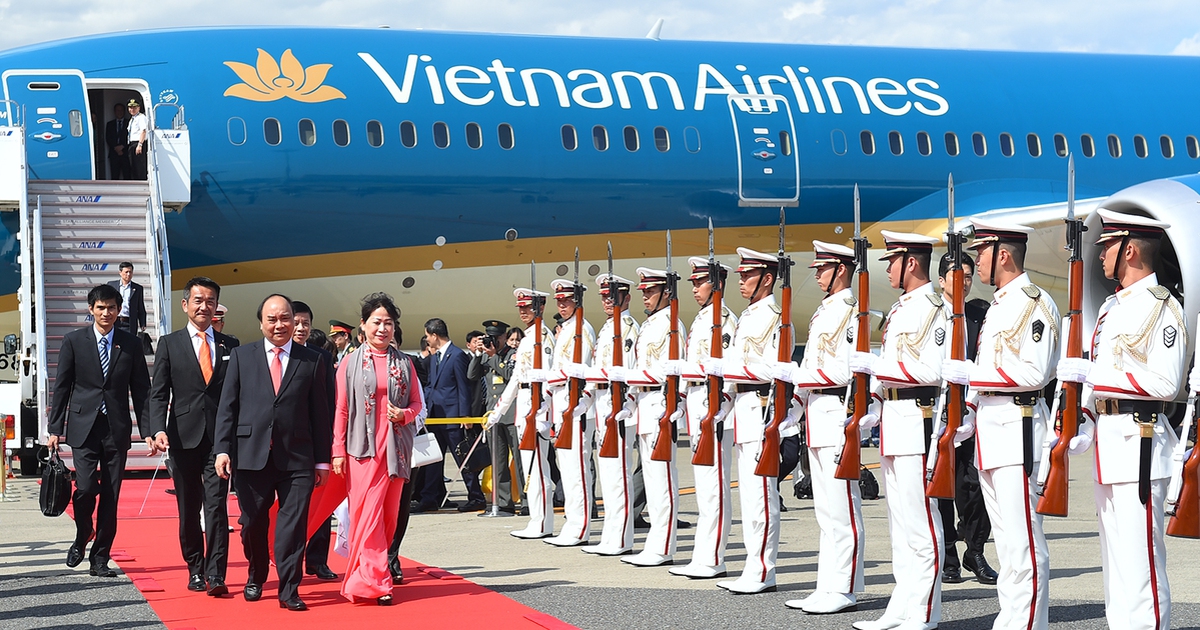 Thủ tướng Nguyễn Xuân Phúc tới Tokyo, bắt đầu thăm chính thức Nhật Bản