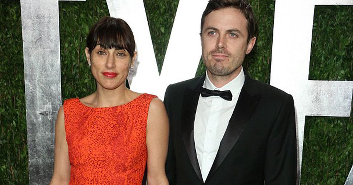 Ngôi sao đoạt giải Oscar Casey Affleck ly hôn vợ sau 10 năm chung sống