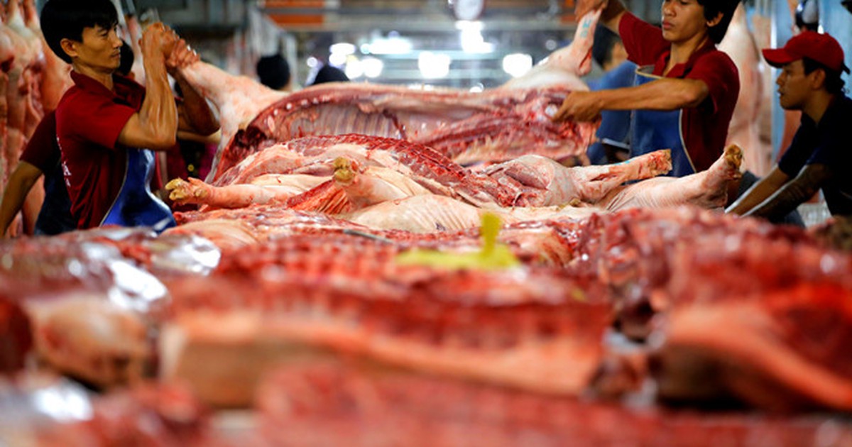 Doanh nghiệp tạo tâm lý khan hàng để đẩy giá thịt heo lên cao