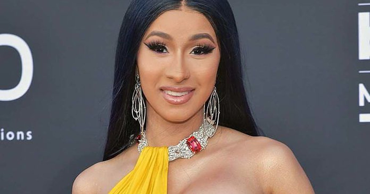 Rapper nổi loạn Cardi B: Từ quá khứ nghèo khó trở thành siêu sao giàu có