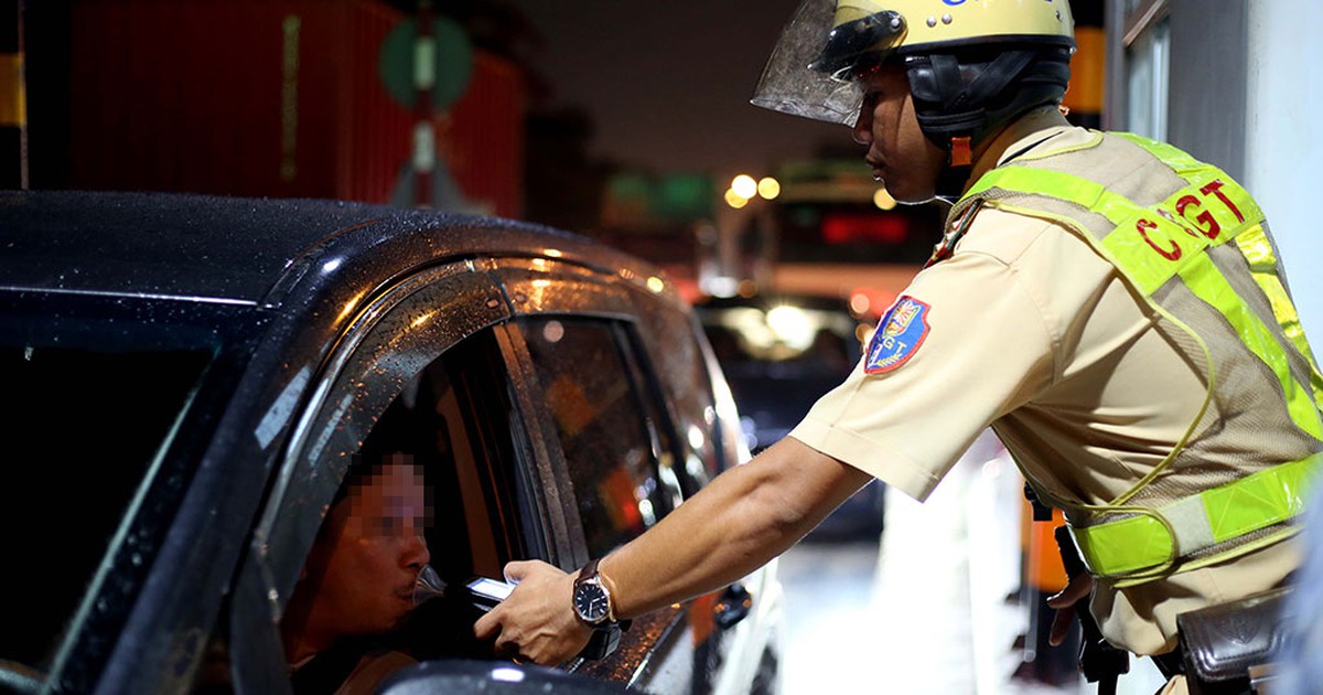 Xử phạt 'ma men' lái xe: Nơi quyết liệt, nơi buông lơi