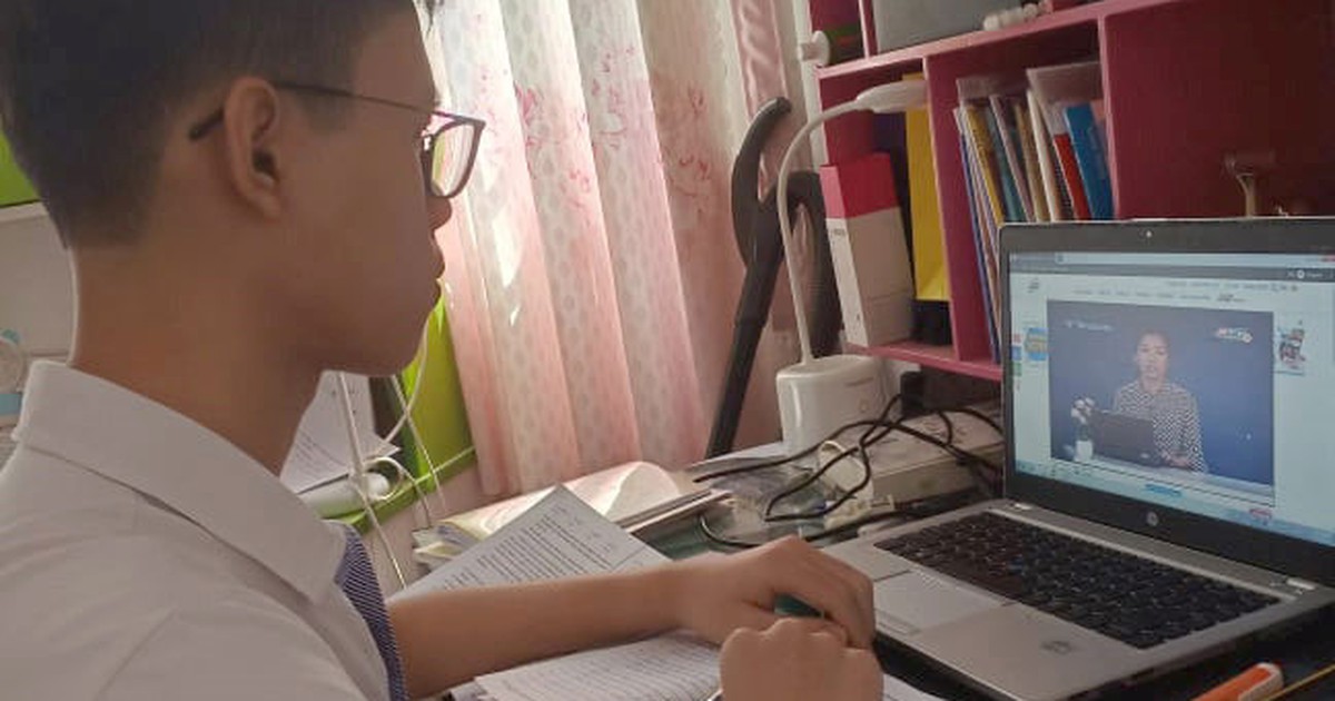 Dạy và học trực tuyến không phải để... vui là chính!