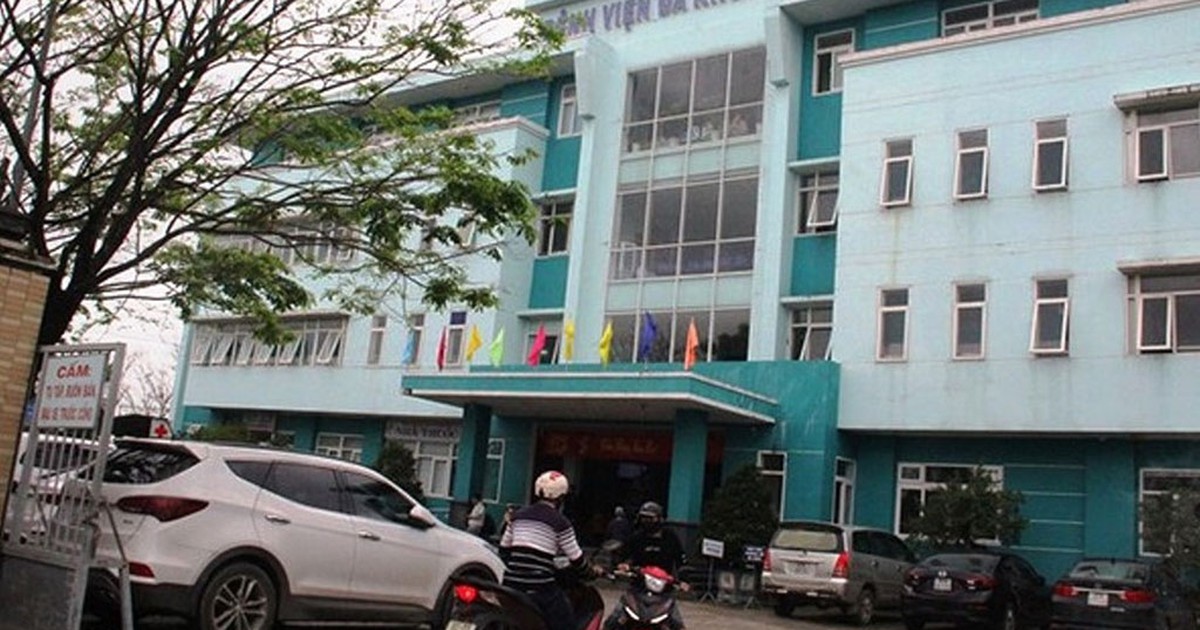 Nóng trên mạng xã hội: 'Thầy' phán có thai, đến bệnh viện mới biết không hề có