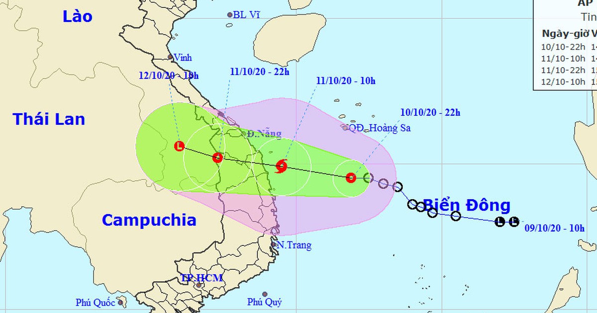 Áp thấp nhiệt đới tiếp tục dội mưa lớn xuống miền Trung