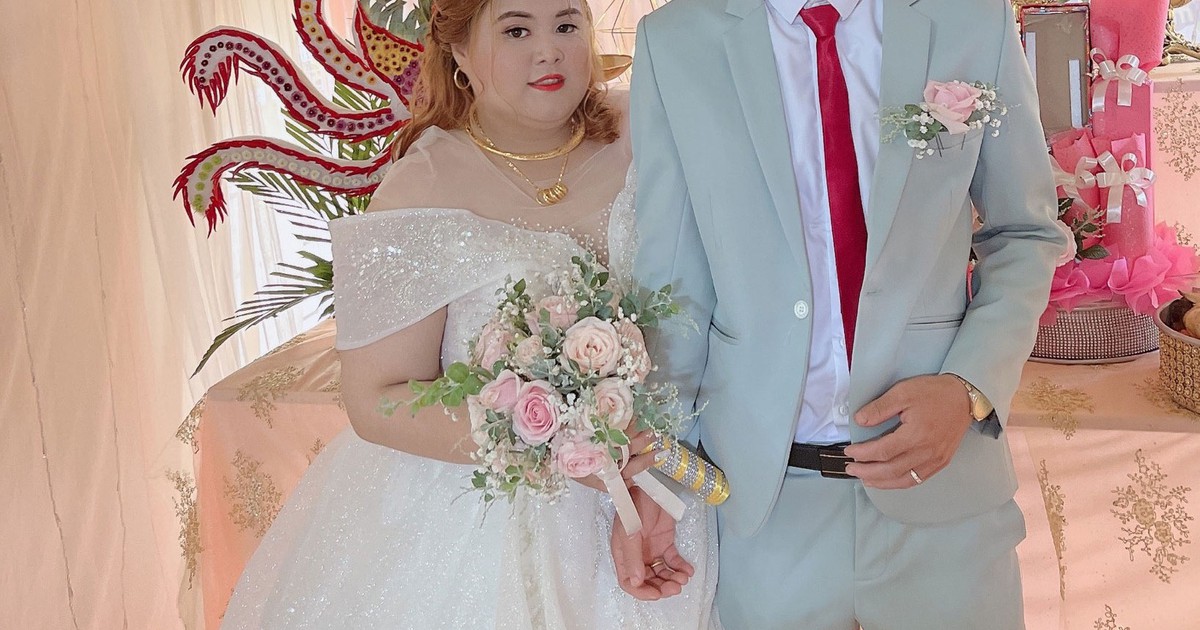 Chuyện tình đáng yêu chàng ốm, nàng mập gần 100 kg 'đốn tim' dân mạng