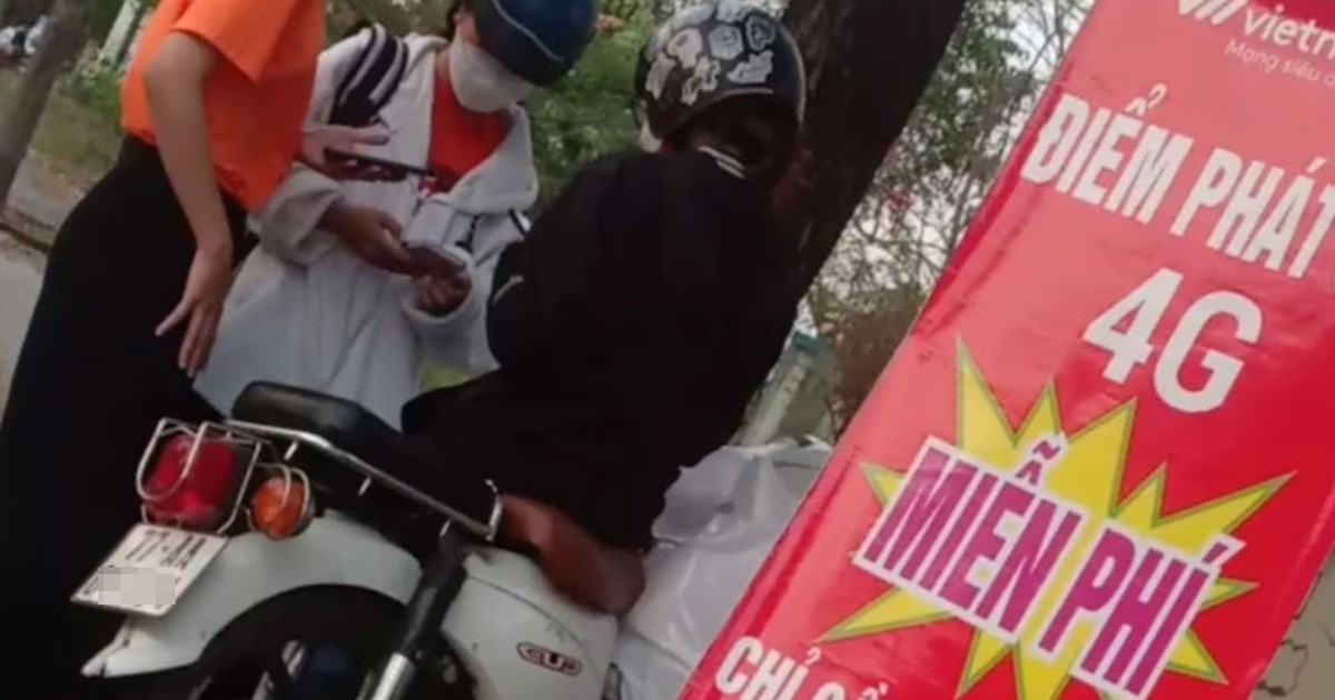 Các nhóm phát sim điện thoại miễn phí 'biến mất'