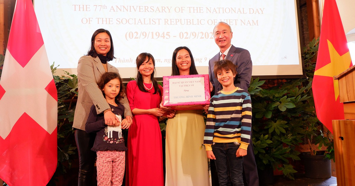 Làm đậm đà hơn tình Việt trên đất Thụy Sĩ